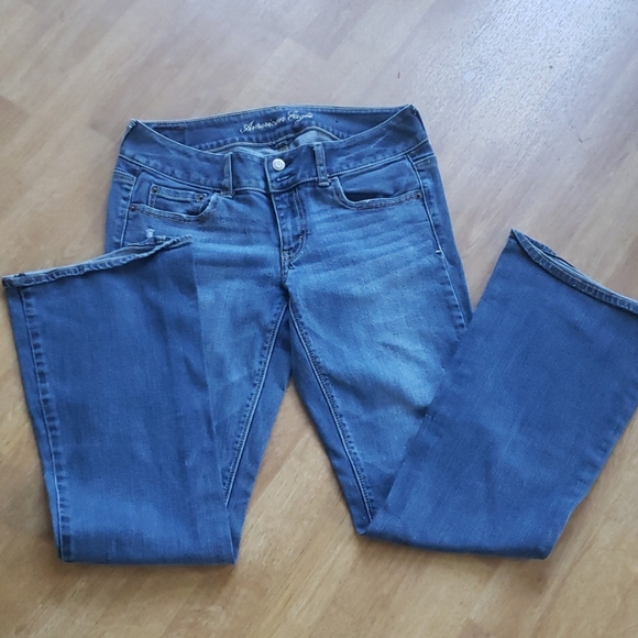 American Eagle Outfitters Denim - American eagle jeans size 6 regular